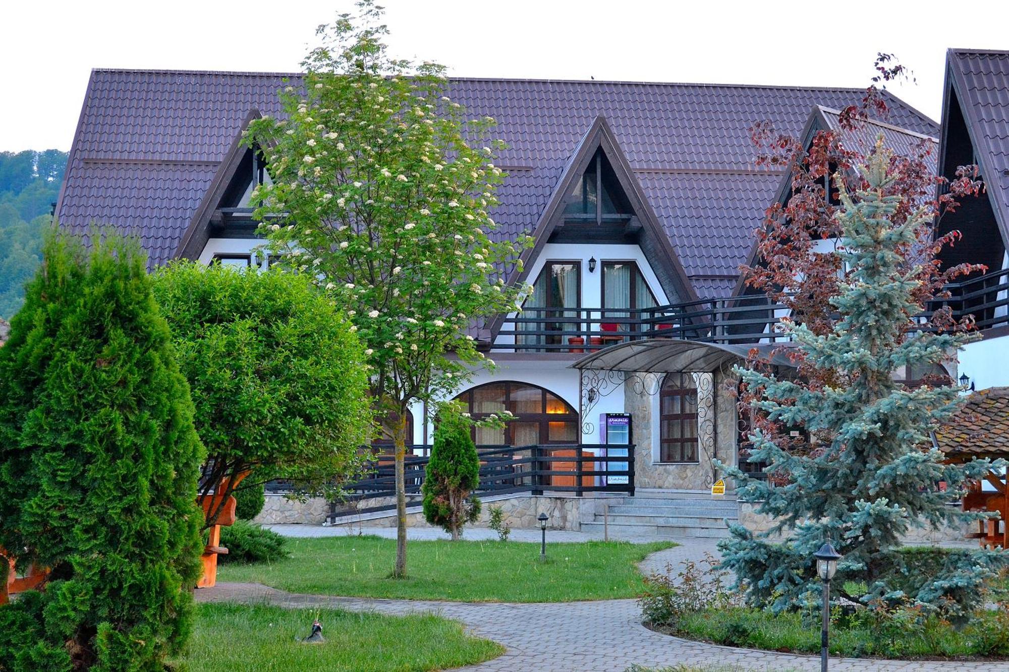 Poiana Rasnoavei Hotel Risnov Exterior photo